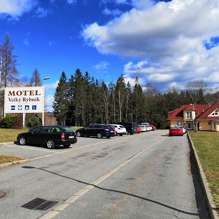 Motel Velky Rybnik Dehtare  Buitenkant foto